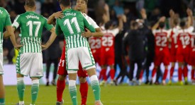 西甲联赛马德里竞技赛季首败：防线失误致球队低迷